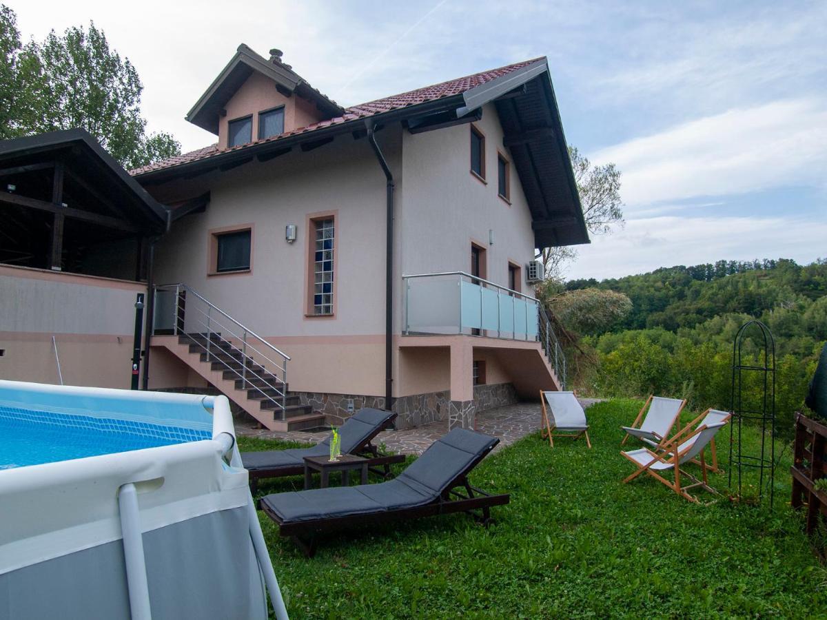 Holiday House Zarja - With Sauna And Hot Tub Bizeljsko Exterior photo