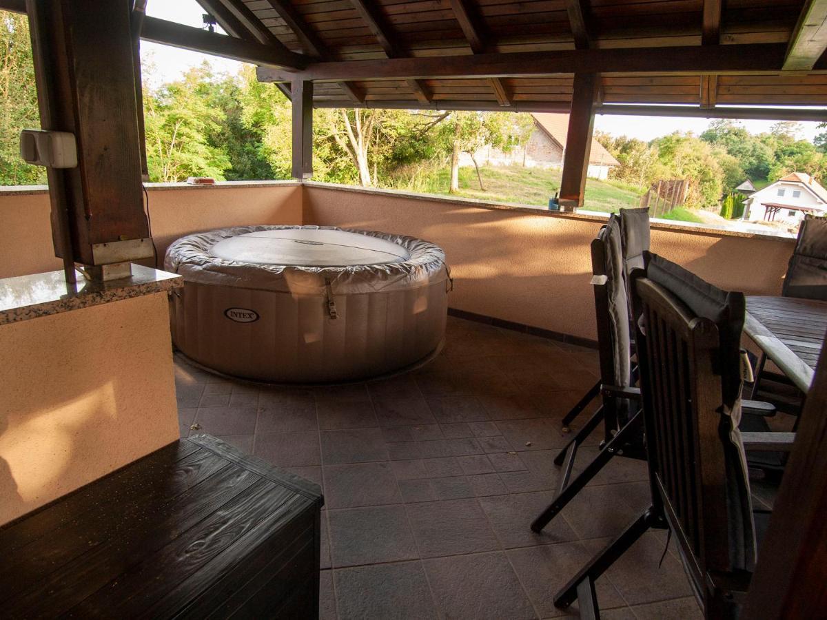 Holiday House Zarja - With Sauna And Hot Tub Bizeljsko Exterior photo